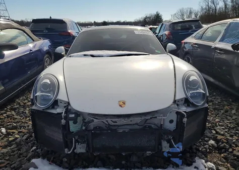 2015 Porsche 911 Turbo z USA, uszkodzony, nr VIN WP0AD2A92FS166227